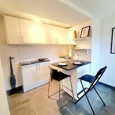 New In Center- Bon23 * Luxemburgo