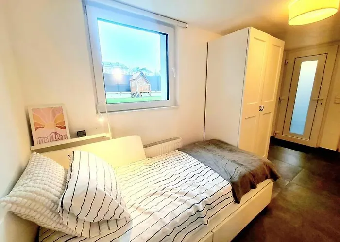 New In Center- Bon23 卢森堡